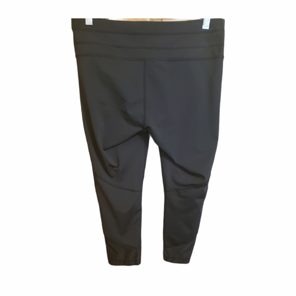 Athleta Aura Sonar Mesh Capri - Picture 4 of 6